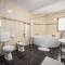 Villa Martimar with pool and hot tub in Istria