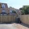 28 Anchorage Way
