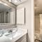 Walk to Beach Resort-Style Siesta Key Condo! - سيستا كي