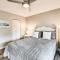 Walk to Beach Resort-Style Siesta Key Condo! - سيستا كي
