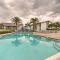 Walk to Beach Resort-Style Siesta Key Condo! - سيستا كي