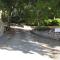 Camping Chalets Les Chênes Verts - 沃格于埃