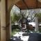 Lee house, WI-FI,FREE PARKING, HOT TUBE