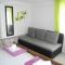 NIKO Apartments 70m from the beach