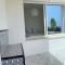 Roof Top Pied dans lEau Panoramic View, 80 meters from Seaside