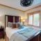 Lion Square Lodge South 554