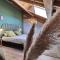 Gite atypique 14 couchages en pleine nature