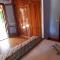 Montsenigos garden house