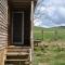 Cosy and rural Lodge at Goldhill Glamping