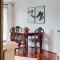 Stunning Riverside Oxford Apartment with Parking