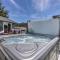 Irish Beach Cottage with Beach Access and Ocean Views - Manchester