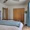 Irish Beach Cottage with Beach Access and Ocean Views - Manchester