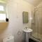 Stunning Barn Conversion next to Horse Field sleeps 10