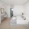 Sensia Luxury Studio with Hot tub - Oia