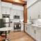 888 Baronne