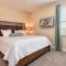 Spacious 13 Bdrm Oasis with Large Pool and Deck at Reunion - كيسيمي