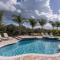 Spacious 13 Bdrm Oasis with Large Pool and Deck at Reunion - كيسيمي