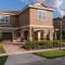 Spacious 13 Bdrm Oasis with Large Pool and Deck at Reunion - كيسيمي