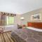 Super 8 by Wyndham Tilton/Lake Winnipesaukee