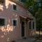 Villa Olive apartments