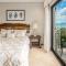 2-Bedroom Ocean-View Condo in Flamingo with Pool - بلايا فلامنغو