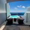 Santorini Delux