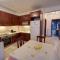 Zoes Apartments