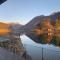 Stryn Crystal Apartments - Waterfront Apartment