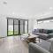 Central Beach House 52a