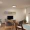 Living Home, apartament cu două dormitoare și două băi