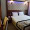 Dolphin Apart Hotel