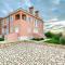Medulin Luxury Apartments with beautiful garden 100 m from beach