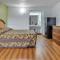 Studios and Suites 4 Less Emporia