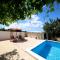 Country House Korlat
