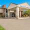 Americas Best Value Inn-Painted Post