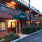 Oakridge Inn