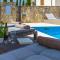 Villa Gloria, villa with heated pool