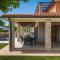 Villa Gloria, villa with heated pool