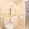 Premium Penthouse 105m2,bali bed,heated pool,Best Sunsets