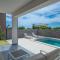 Villa Sunsea with heated pool
