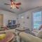 Home 10 Mi to Downtown Pensacola Pets Welcome!