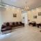 Comfortable luxury apartment with 3 rooms. Center heart of kiev