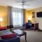 Comfort Inn & Suites Grafton-Cedarburg