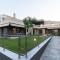 3 DOORS VILLAS