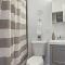3BR Apt in Logan Square Walkable to Highlights - Central Park S6 - Chicago