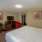 Ramada by Wyndham Jacksons Point