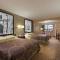 Super 8 by Wyndham San Antonio/Riverwalk Area