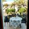Golden Palms Guest House & Cafe