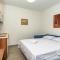 Mikas Seaview Apartments