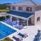 ZANTE SOLEIL - HIGH-END STONE VILLA WITH SWIMMING POOL - Lagópodhon